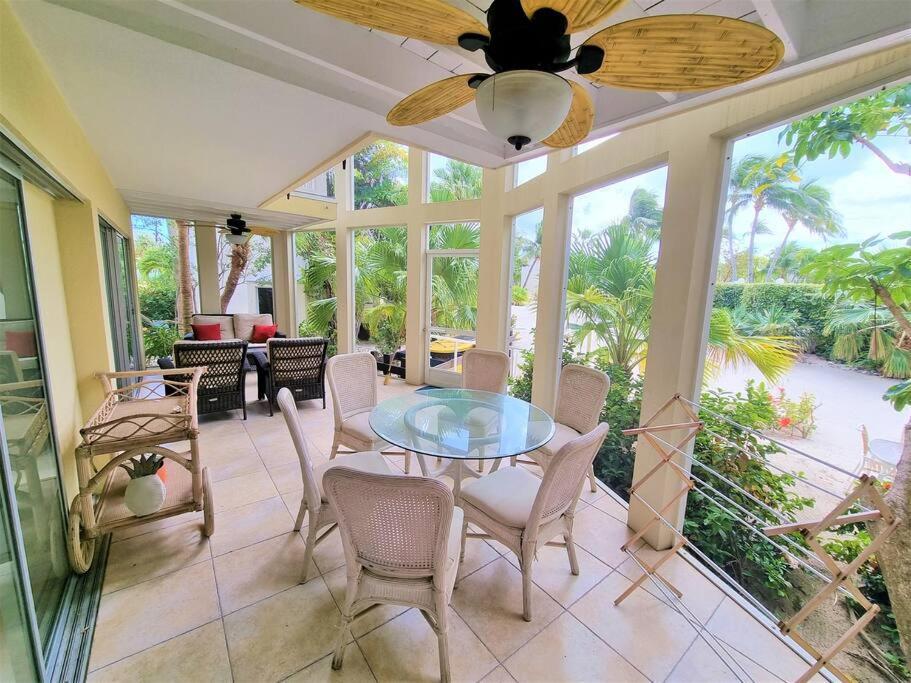 Island House # 9 Apartment Driftwood Village Bagian luar foto