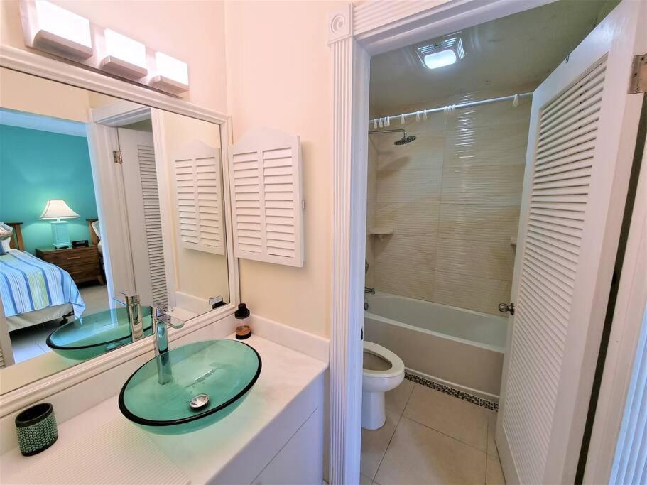 Island House # 9 Apartment Driftwood Village Bagian luar foto
