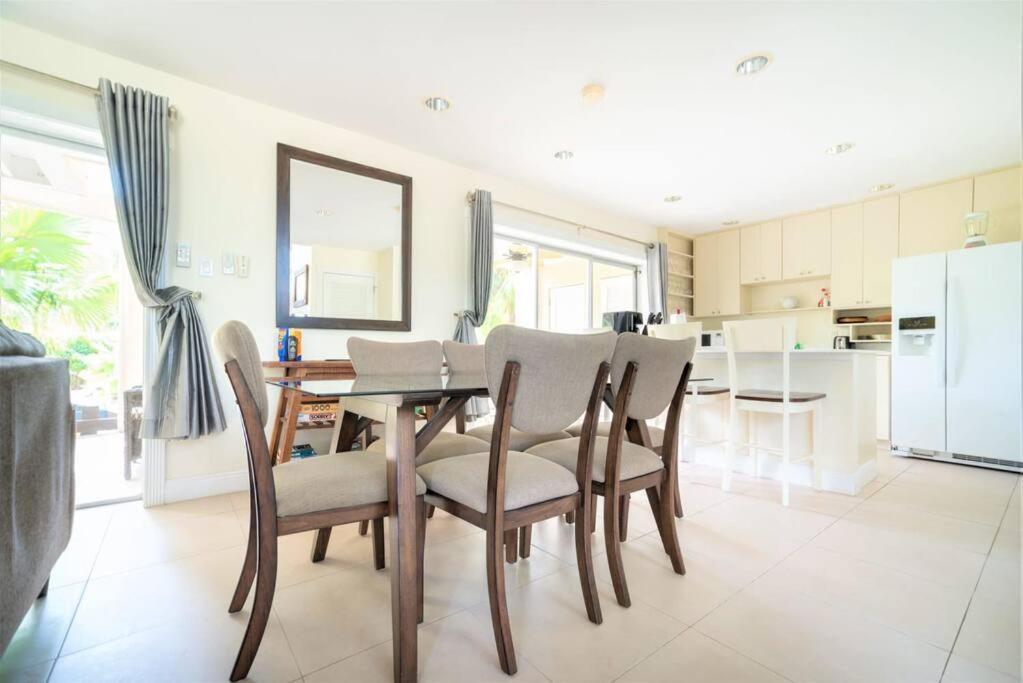 Island House # 9 Apartment Driftwood Village Bagian luar foto