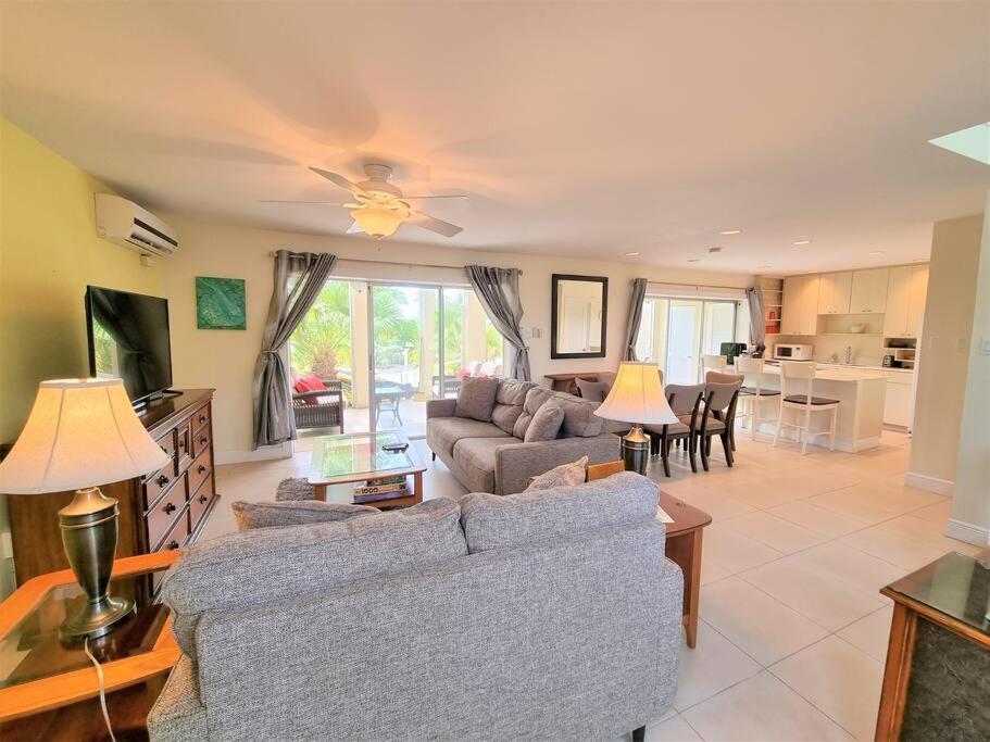 Island House # 9 Apartment Driftwood Village Bagian luar foto