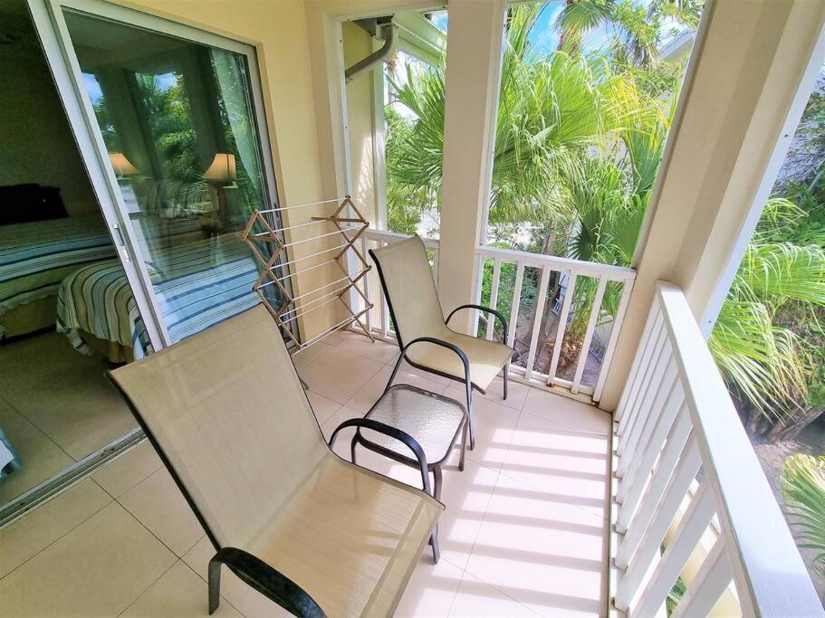 Island House # 9 Apartment Driftwood Village Bagian luar foto